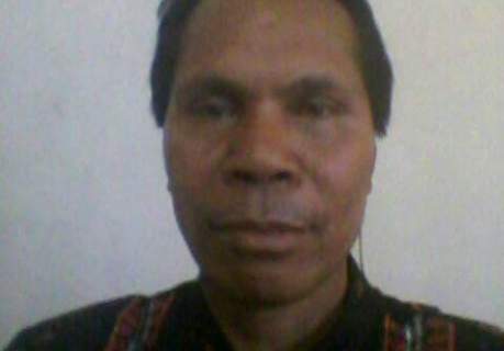 Sekretaris Dinas PPO Kabupaten Manggarai Barat, Donatus Semai (Foto :Sirilus Ladur/Floresa)