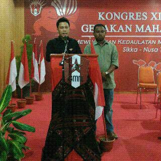 Chrishman Damanik (kiri) dari GMNI Cabang Purwokerto terpilih sebagai Ketua Umum dan Pius Bria dari GMNI Cabang Kupang sebagai Sekjen GMNI periode 2015-2017
